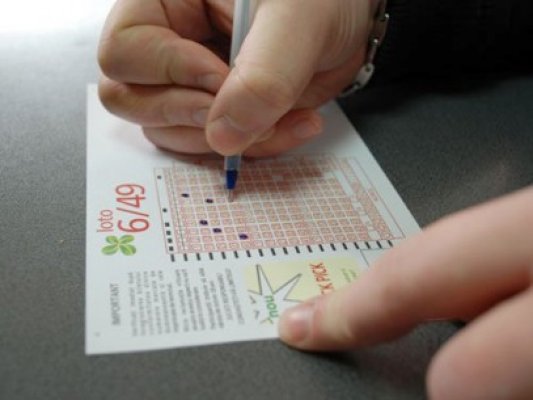Marele premiu la Loto 6/49 depăşeşte 2,8 mil. lei